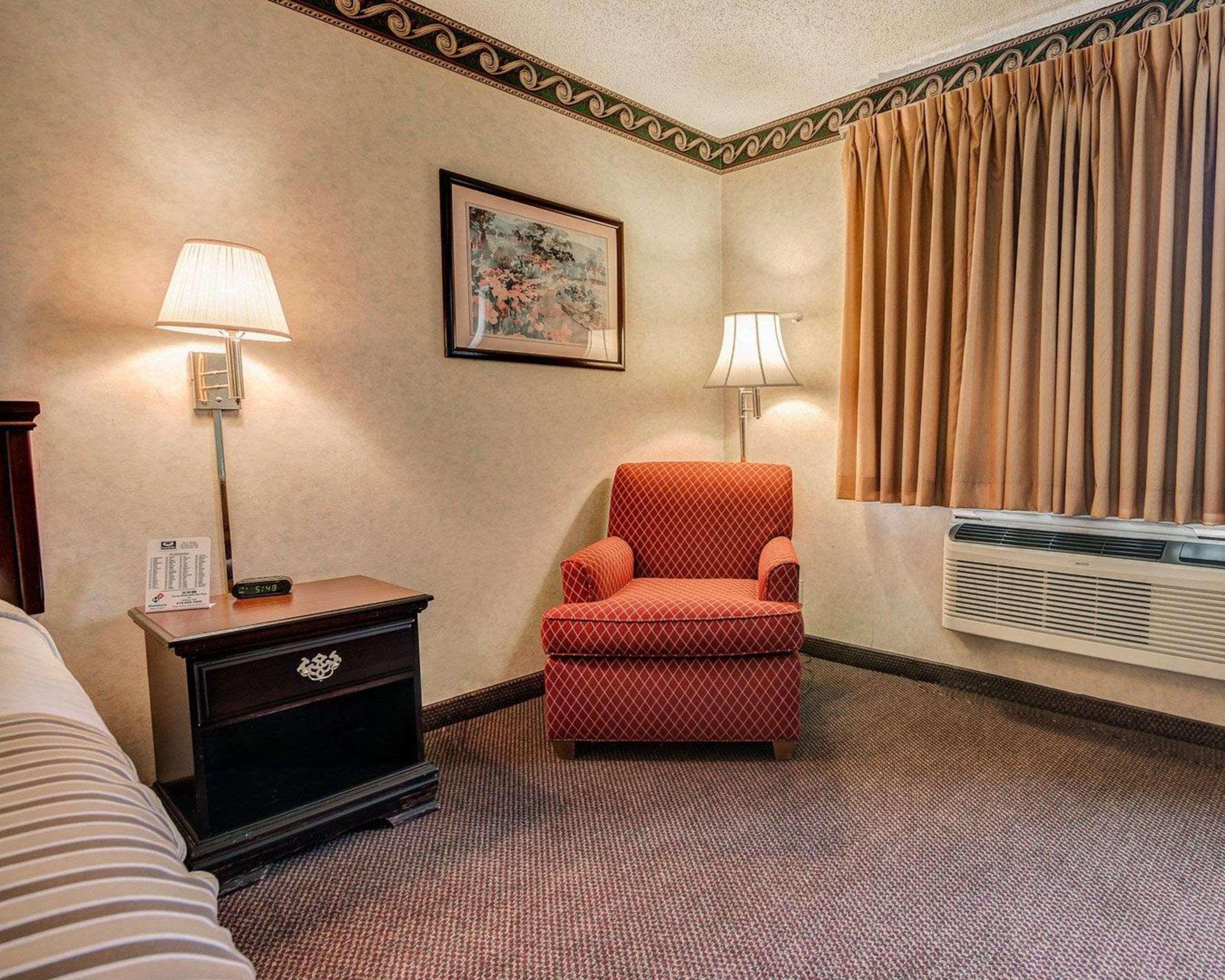 Econo Lodge Inn & Suites El Paso Extérieur photo