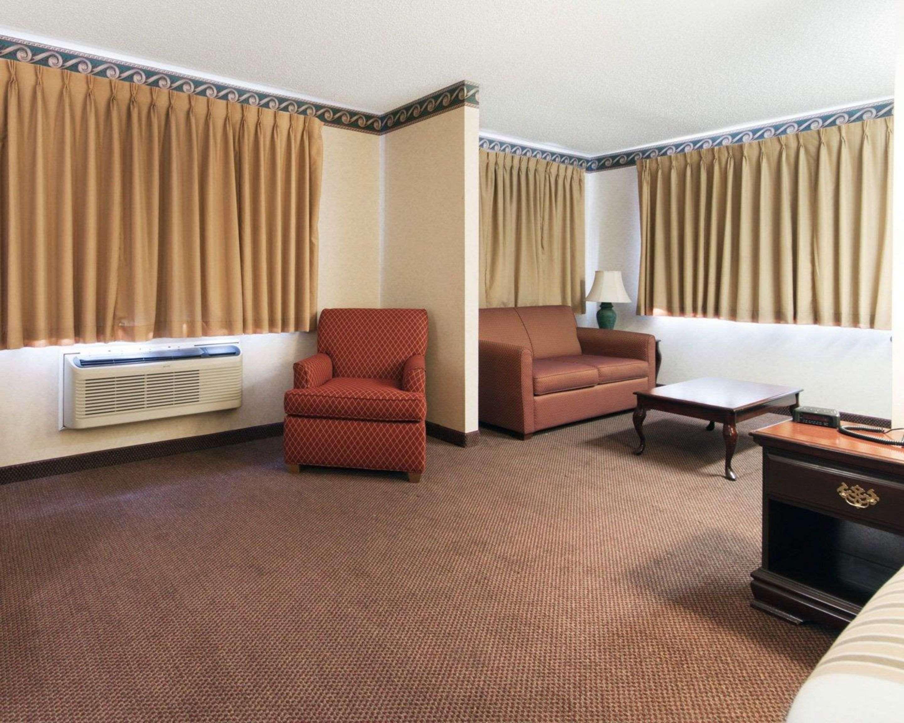 Econo Lodge Inn & Suites El Paso Extérieur photo