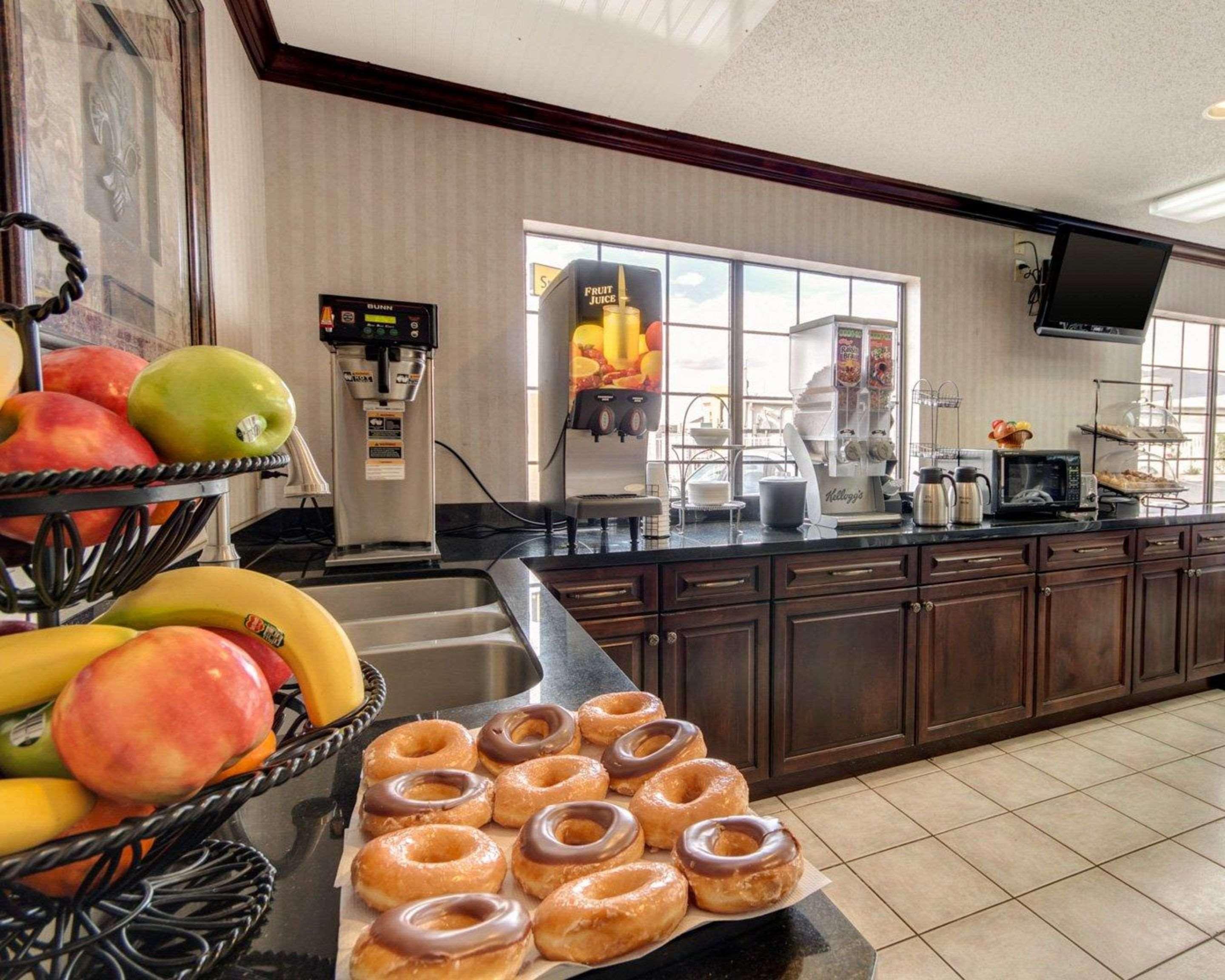 Econo Lodge Inn & Suites El Paso Extérieur photo